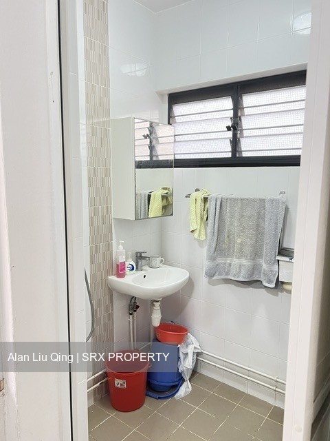 Blk 211 Bukit Batok Street 21 (Bukit Batok), HDB 4 Rooms #613691801